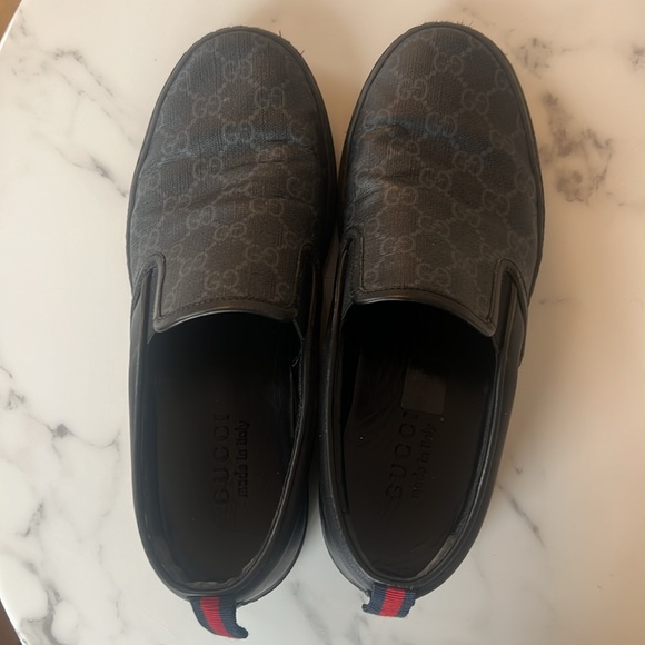 Gucci GG Supreme Slip-On 'Black' - Picture 5 of 5